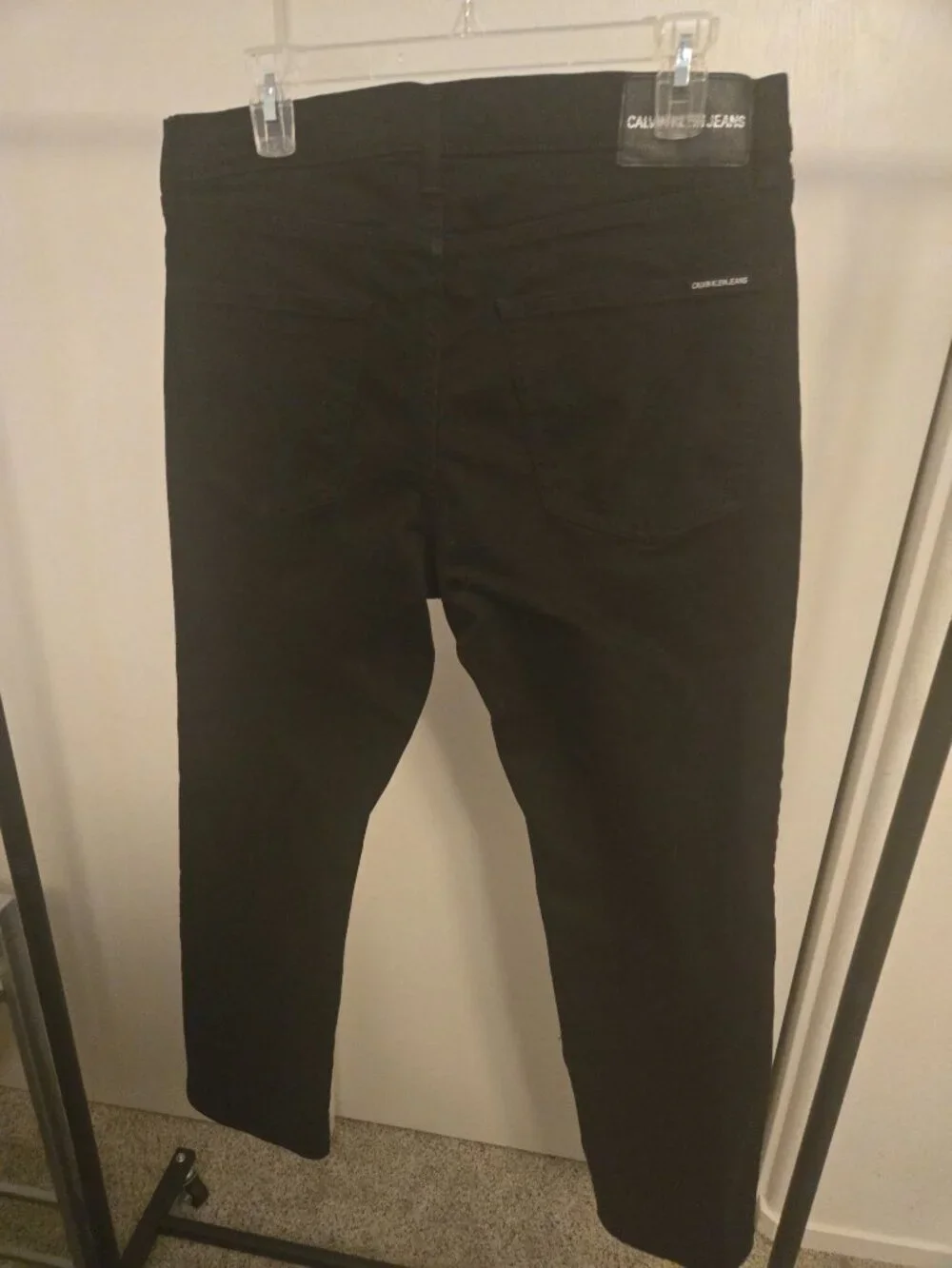 Calvin Kein Men's Straight Fit Jean - Black